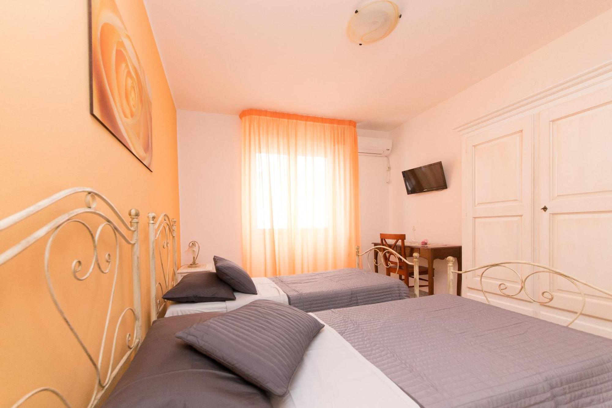B&B La Casa nel Borgo Specchia Esterno foto